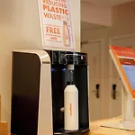 Easyhotel City Centre Hotel 3*