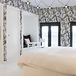 La Maison Haute 3* Brussels