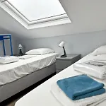 Apartment Charming Entire Duplex For 5 In Saint-gilles, *