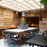 Hotel 9hotel Chelton 4*
