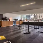 Cardo Brussels, Autograph Collection Otel 4*