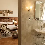 Fleur De 4*