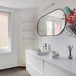 Flagey Elegant شقة بروكسل
