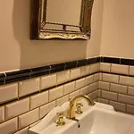 La Petite Foret Art Deco In Brussels