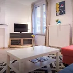 - Steps Grand Place - Local Vibrant Neighbourhood 아파트 *