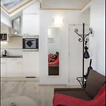 - Steps Grand Place - Local Vibrant Neighbourhood 아파트 *