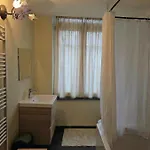 Πανσιόν Pb155, Balcony With Street View Βρυξέλλες