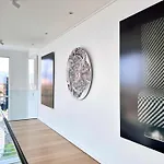 Luxury Skyline Penthouse In 220 M2 Of Elegance