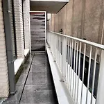 Lovely With Balcony By Grand Place For 4