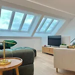 Duplex Design & Elegant Au Coeur De アパート *