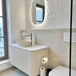 Duplex Design & Elegant Au Coeur De アパート ブリュッセル