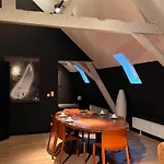 Les Du Vaudeville