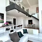 Room Suite Penthouse Brussels Skyline Penthouse Suite 220 M2 Suite Room Of Refined Elegance Couette-café 3*