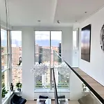Couette-café Room Suite Penthouse Brussels Skyline Penthouse Suite 220 M2 Suite Room Of Refined Elegance