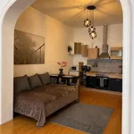The Louise Apartment Brussels