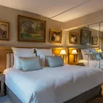 Warwick Grand-place Hotel 4*