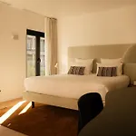 מלון 9hotel Sablon 4*