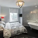 Bed & Breakfast All In One 4*