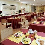 Отель Eurostars Avenue Louise 4*