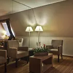 Nh Carrefour De L'europe Hotel
