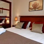 Apartahotel B-aparthotel Ambiorix 4*