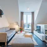شقة Flagey Penthouse Duplex