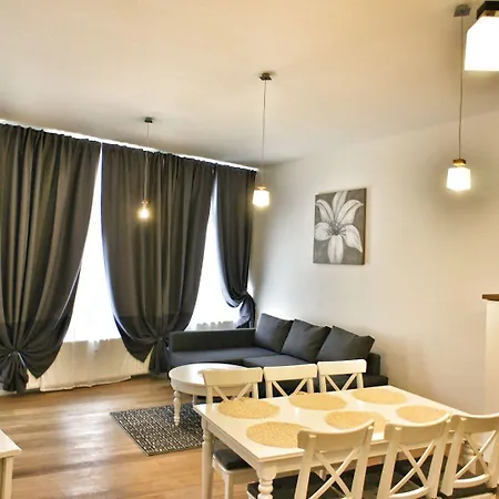 Laeken Apartman *