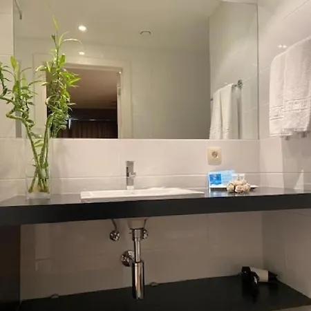 Mas Eu Aparthotel 3*