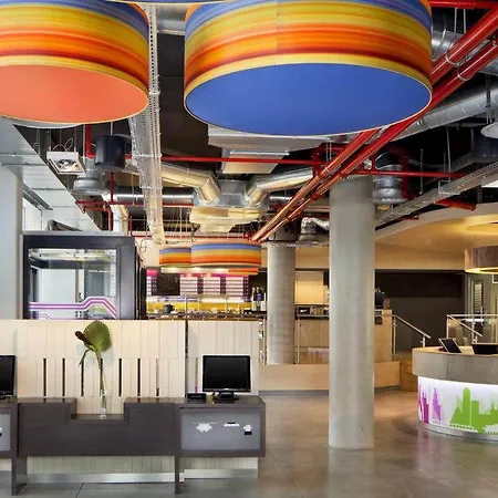 Aloft Schuman Hotell