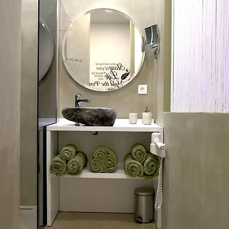 비 인 B&B 4*