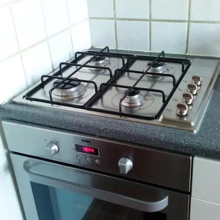 Mini-appartement شقة *