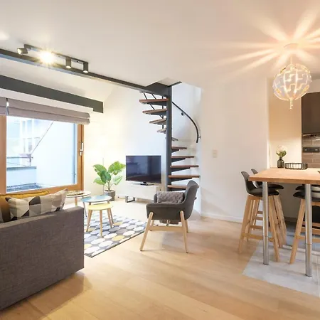 Functional Housings 2 Steps From Grand Place Apartamento Bruselas