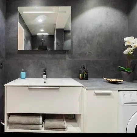 Cozy In Apartment Brussels