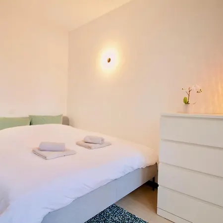 Apartment Amazing & Cosy Studio Perfect Location 'stephanie-louise Area' Brüssel