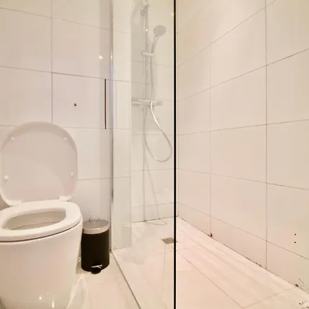 Amazing & Cosy Studio Perfect Location 'stephanie-louise Area' *