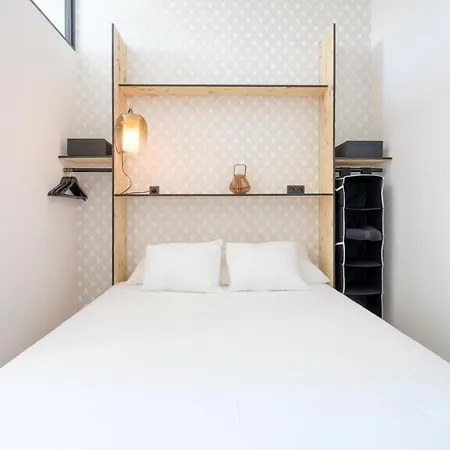 Apartment Fabulous In Chatelain Area With Balcony Brussels