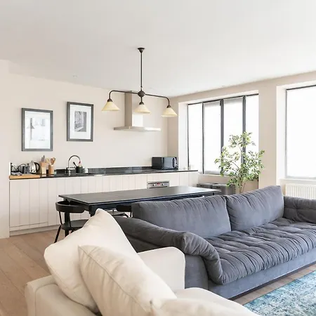 Spacious Modern Appartments In The Heart Of