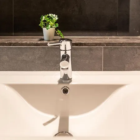 Spacious Modern Appartments In The Heart Of * Bruxelles