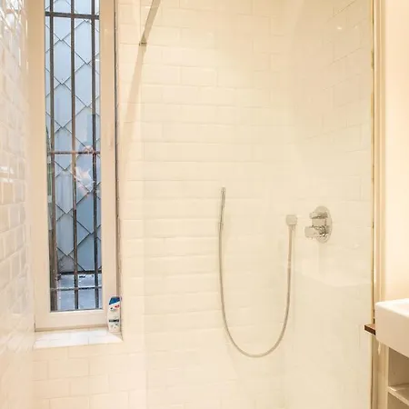 Spacious Modern Appartments In The Heart Of Appartement