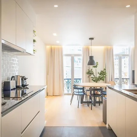 Spacious Modern Appartments In The Heart Of * Bruxelles