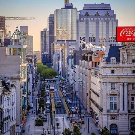 Cosy In The Center Of *