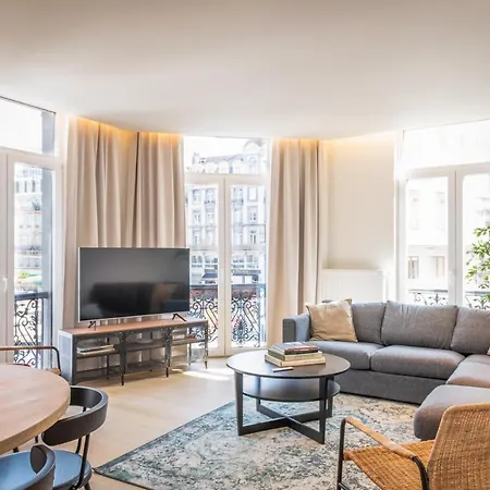 Spacious Modern Appartments In The Heart Of