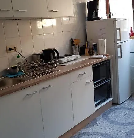 Nice Near Midi Train Station Apartment