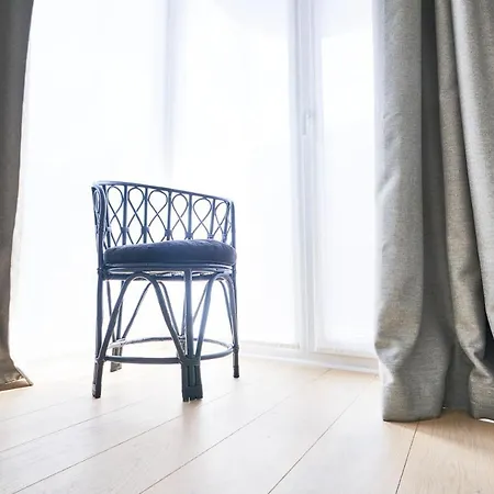 Diamant 1br Apartment Brüssel