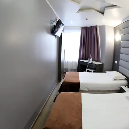 Phenix Hotel 3*