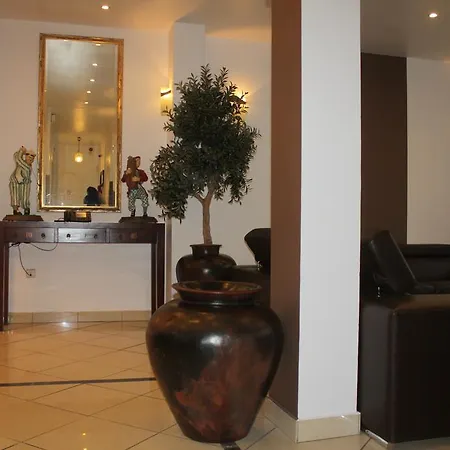 Plasky Hotel 3*