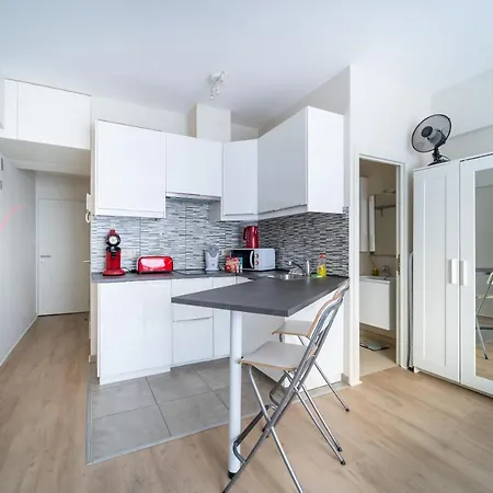 Luxury In The Eu Area Apartment *
