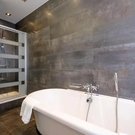 The Orange Flats - European District