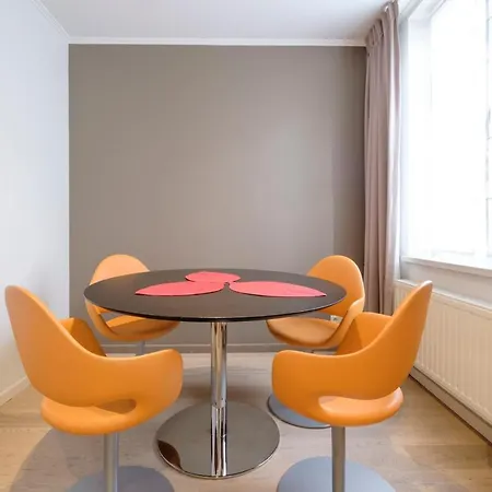 The Orange Flats - European District Daire