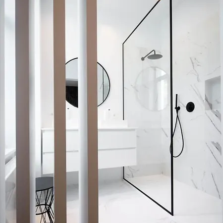 Bedrooms Fully Equipped In A Beautiful House